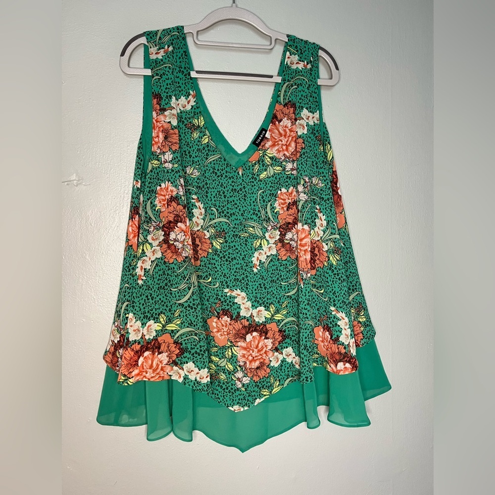 NWT Torrid green floral chiffon double layer tank‎ top